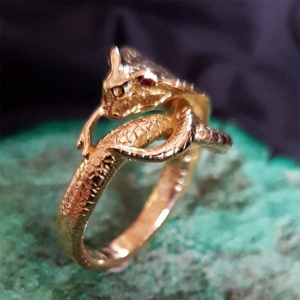 bague Cobra Or jaune et Yeux rubis